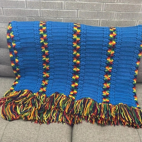 🌈 Vintage Rainbow Afghan Throw 🌈 - Picture 4 of 5